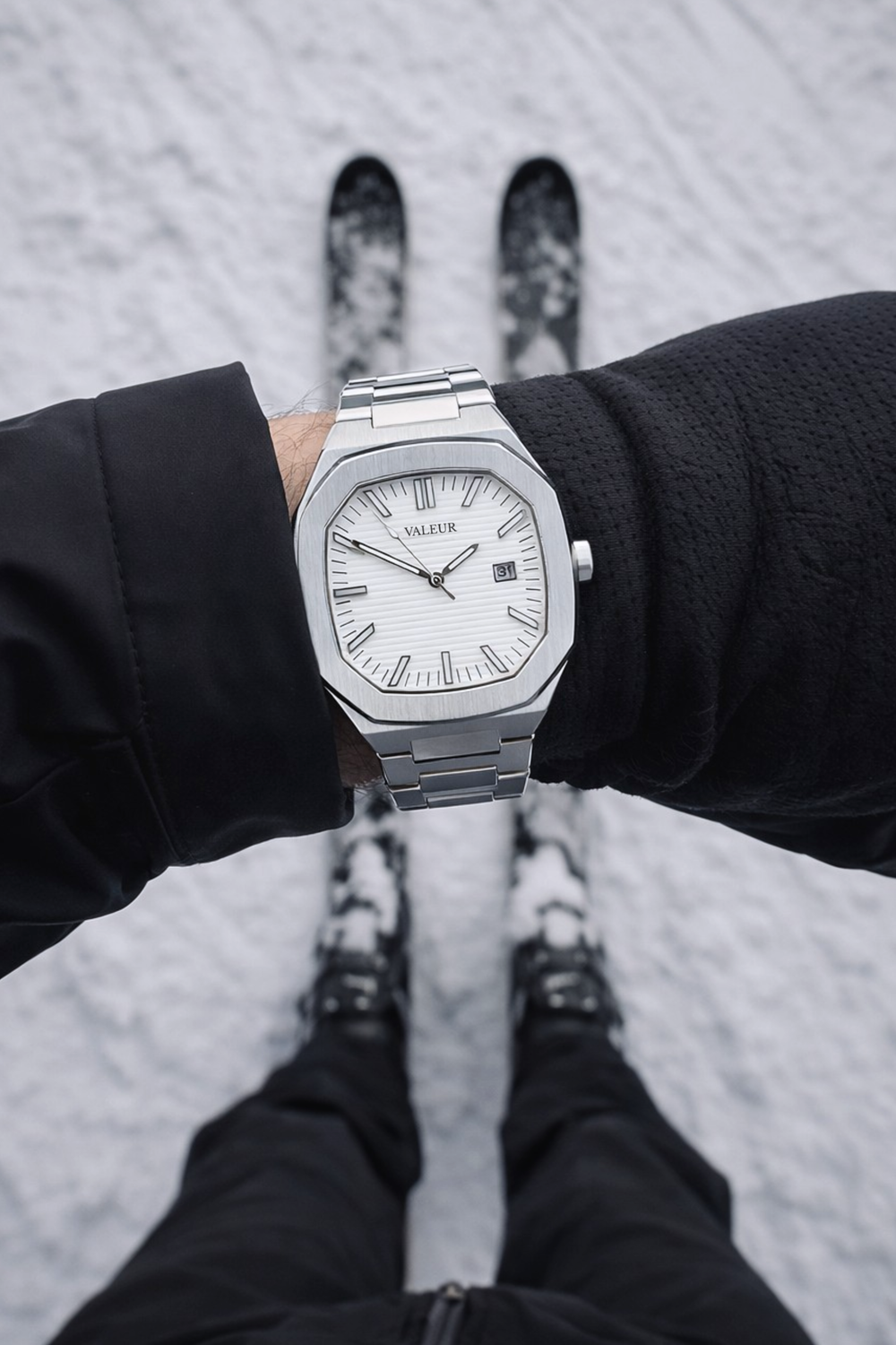 Valeur Noble 38 - White Quartz